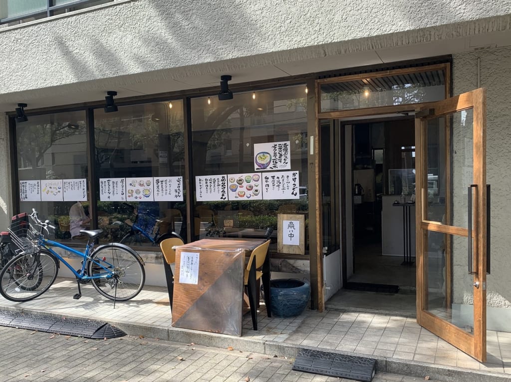 うどんとから揚げの店「花菜 住吉店」