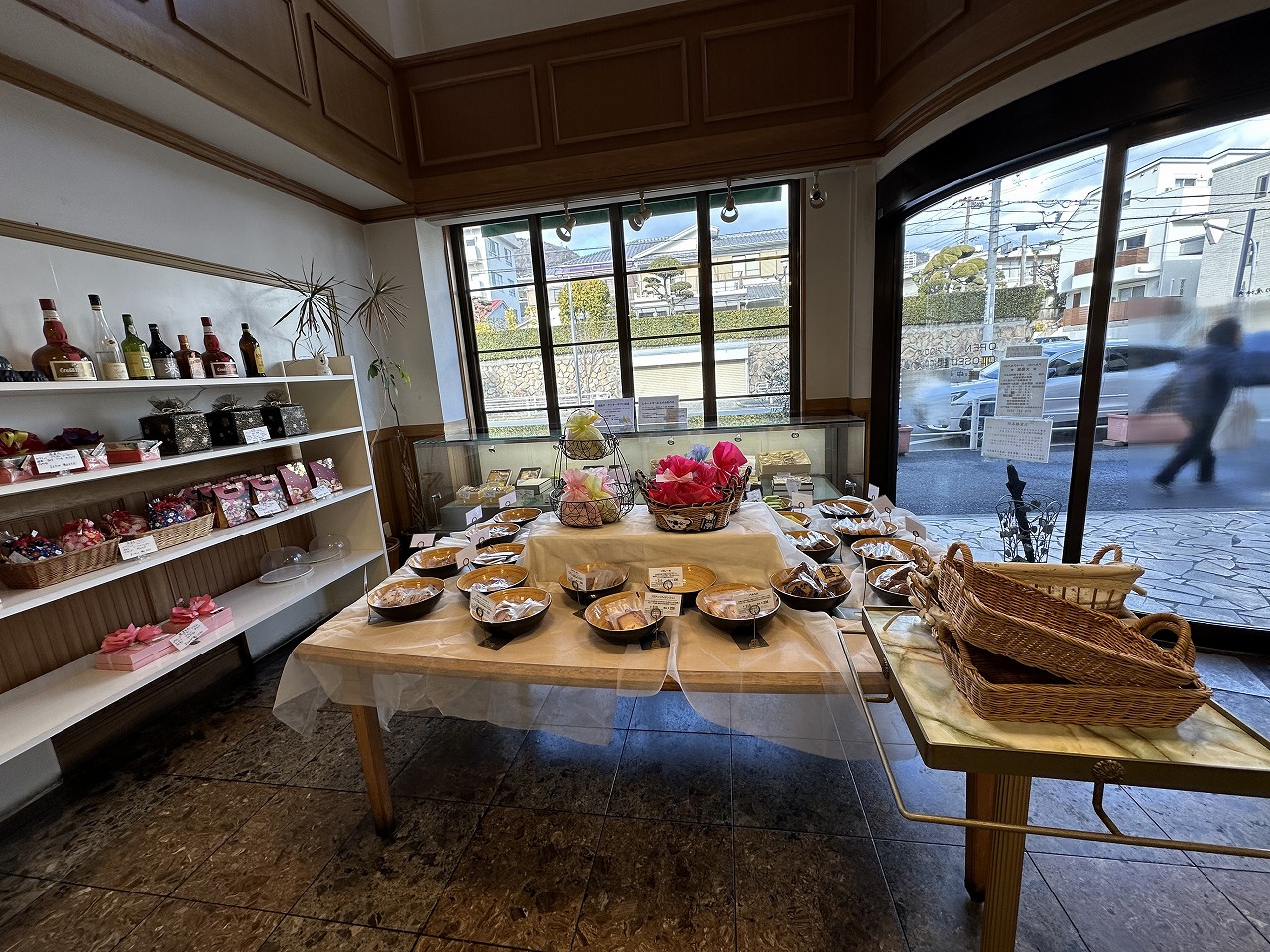 創業1963年! 六甲の老舗ベーカリー『ポエム篠原本店』&スイーツ『アンファン・シャントゥール篠原本店』