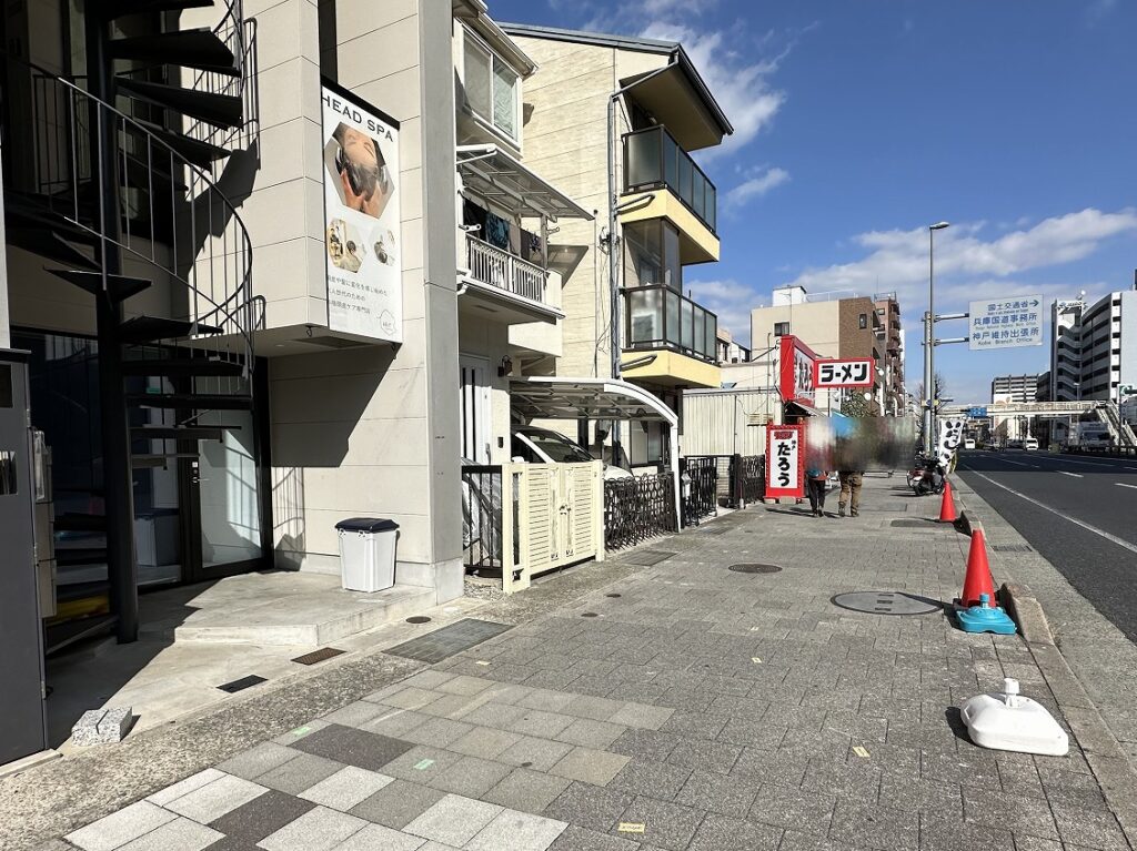 国道２号線沿い『うどん 笑楽（ワラク）』さん閉店されたようです…。