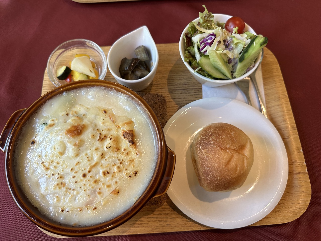 【神戸市東灘区】緑がまぶしい瀟洒な一軒家『グリーンフィールド』さんでお野菜いっぱいのランチ♪