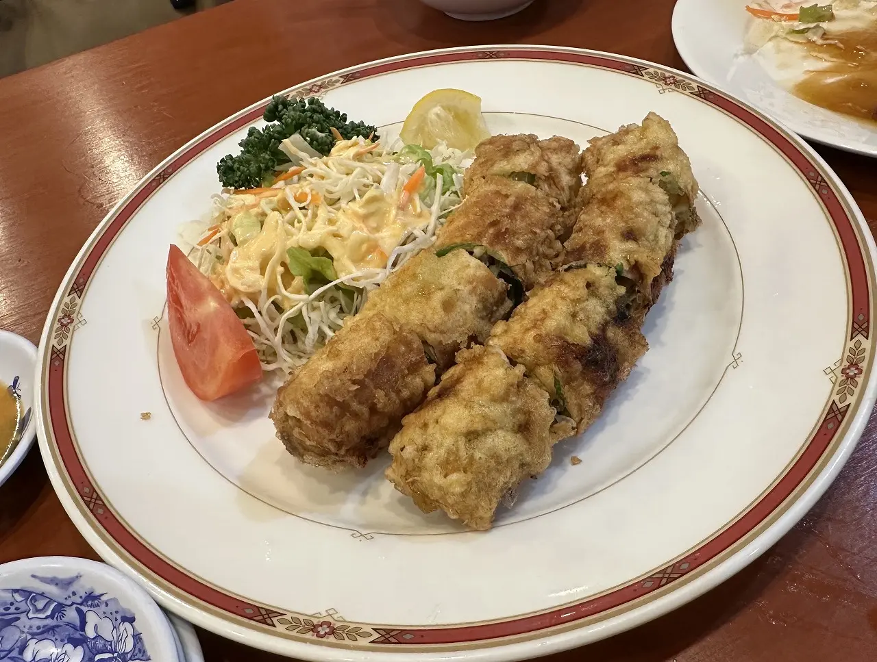 【神戸市】創業60年超！ これぞ神戸の町中華♪ 昭和感漂う中華料理店「万里（まんり）」さんで大満足。JR三ノ宮駅前