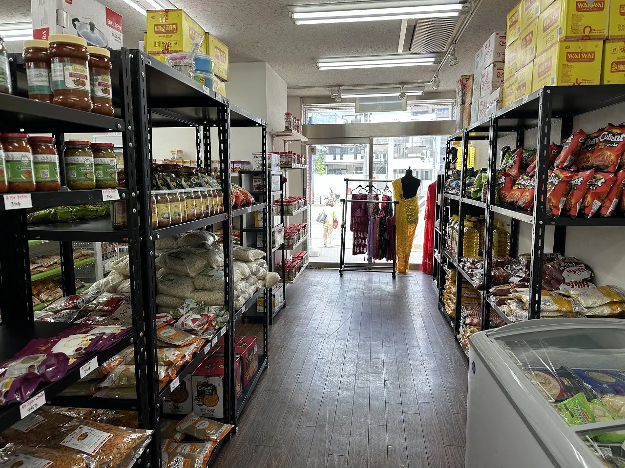 【神戸市東灘区】国道2号線沿い「OM MART SUMIYOSHI ( HALAL FOOD)」さん 5月28日オープン！ ネパール人オーナー5店舗目、確かに安いわ～♪