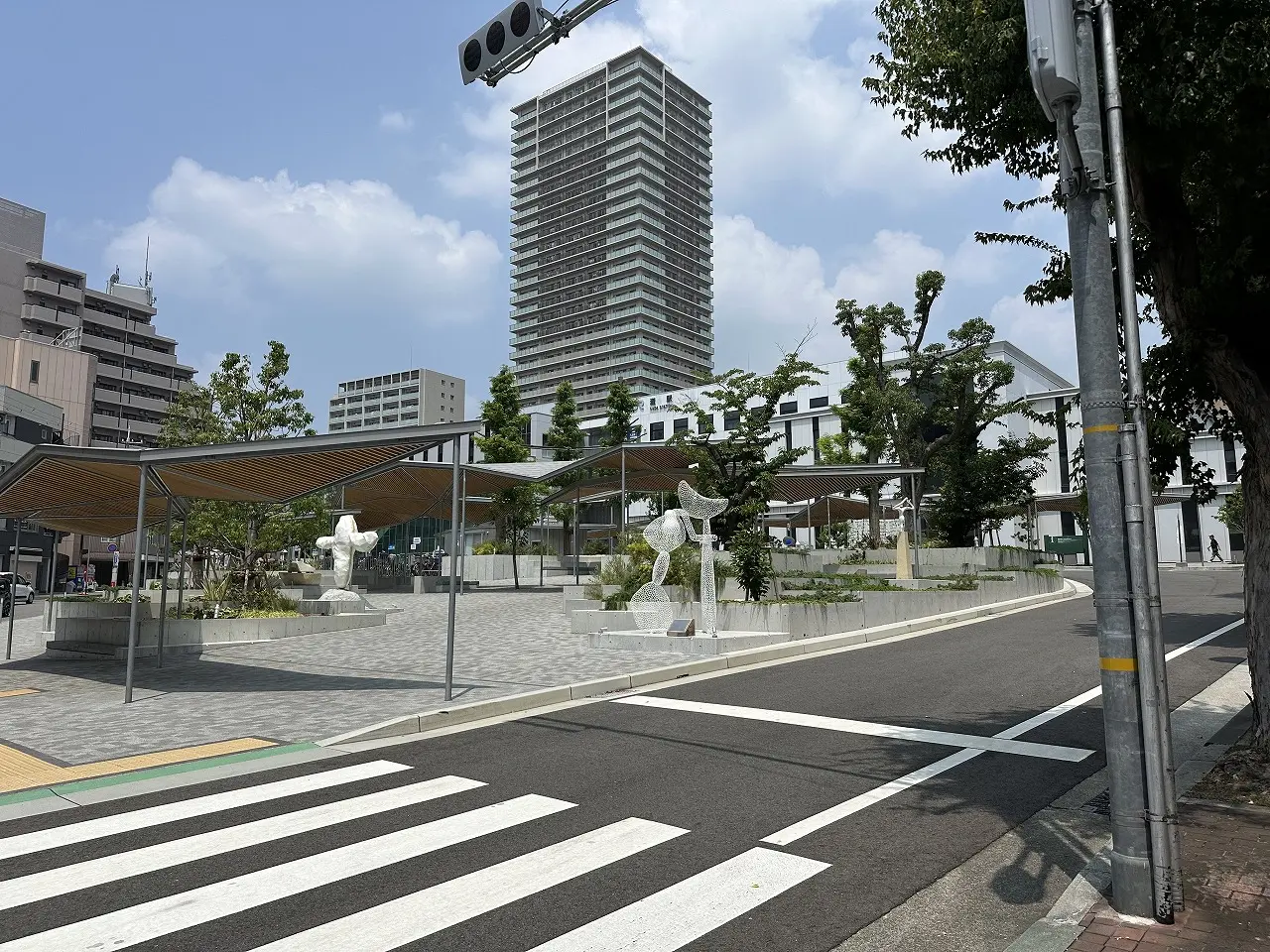 【神戸市灘区】素敵なアート広場『JR灘南駅前広場～灘の森テラス～』がついに正式完成！ ミュージアムロードの真ん中