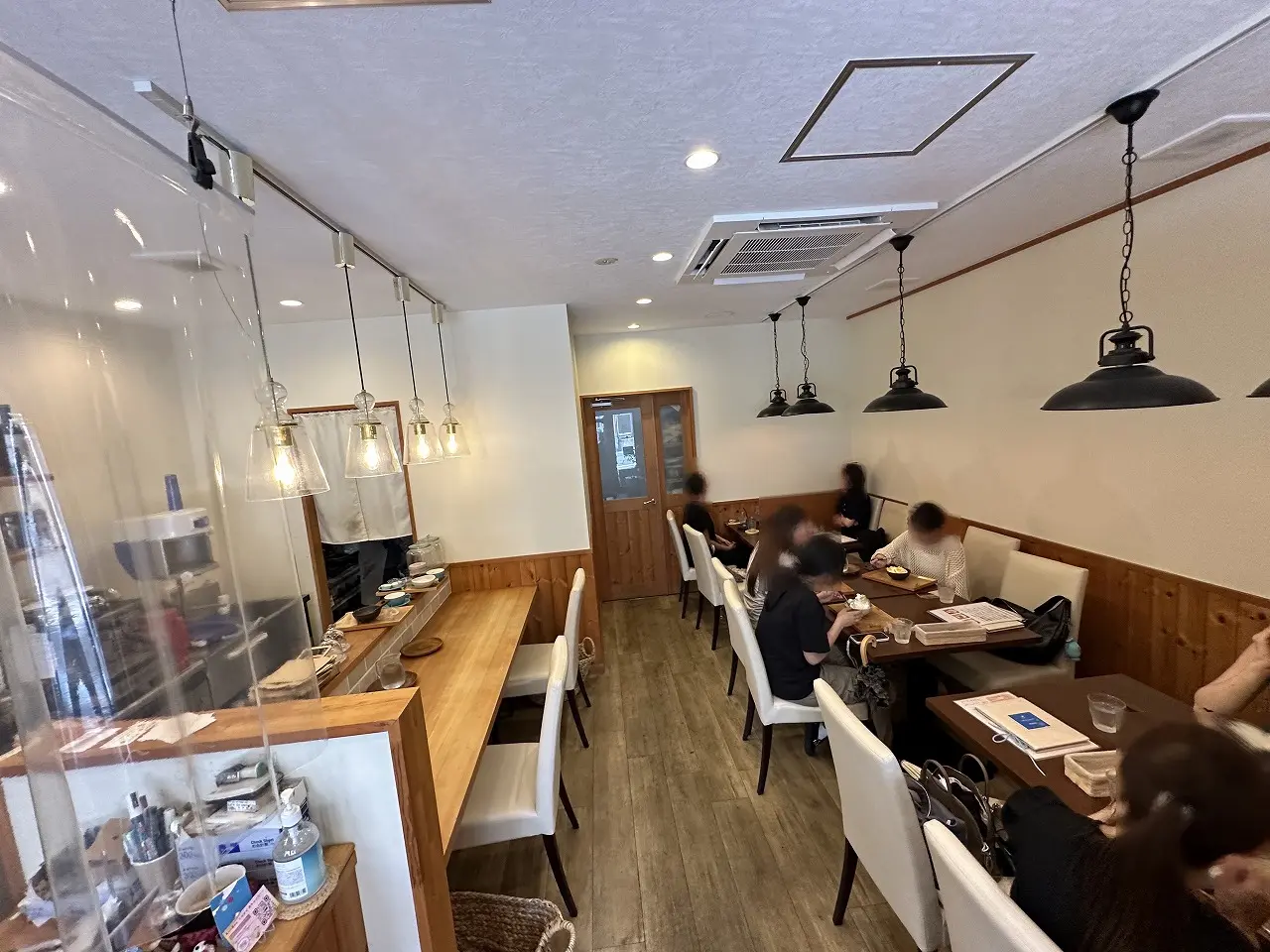 【神戸市灘区】六甲道『カフェ ドゥ アシェット』さんで、生クリームが２層にサンドされた、パティシエ特製かき氷を食べてきました(≧▽≦)