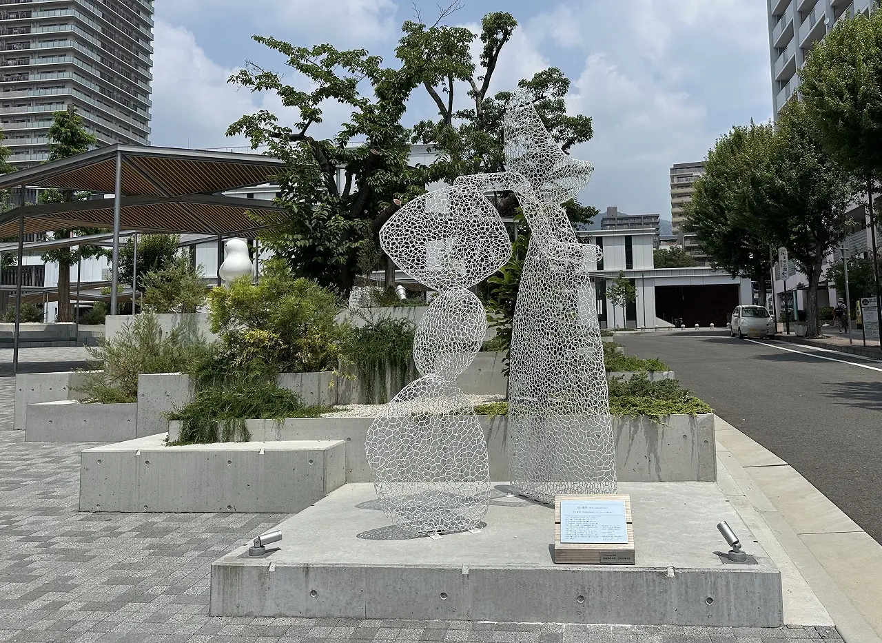 【神戸市灘区】素敵なアート広場『JR灘南駅前広場～灘の森テラス～』がついに正式完成！ ミュージアムロードの真ん中