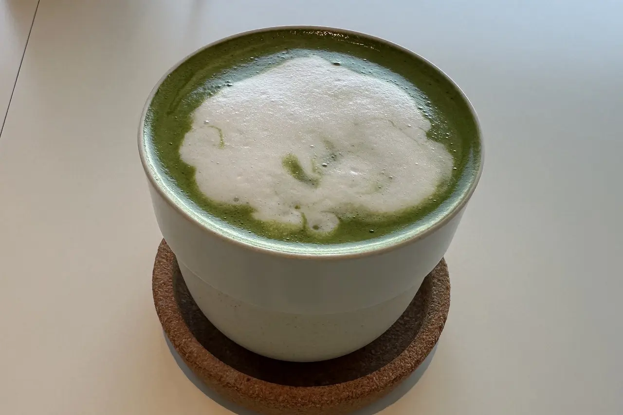 【神戸市】海が見えるカフェ『ROUND POINT CAFE 兵庫県立美術館店』さん 4月22日オープン♪ カフェのみ利用ＯＫ！