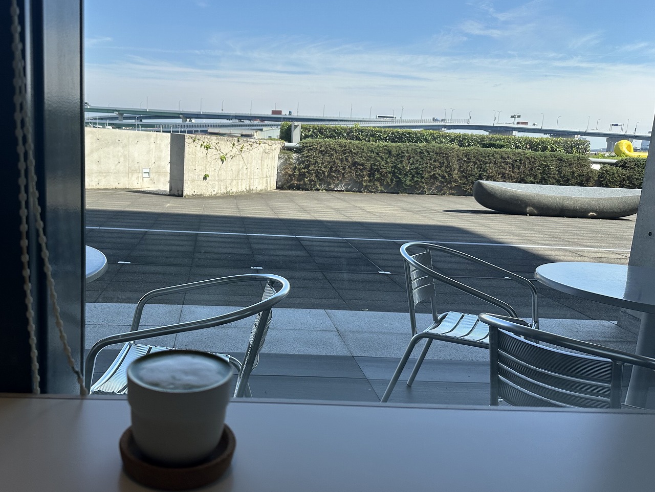 【神戸市】海が見えるカフェ『ROUND POINT CAFE 兵庫県立美術館店』さん 4月22日オープン♪ カフェのみ利用ＯＫ！