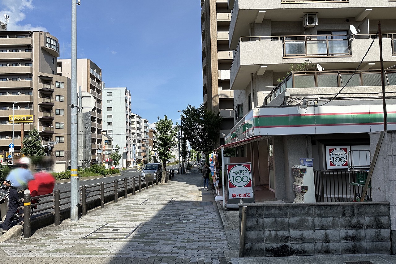 【神戸市東灘区】国道２号線沿い『ローソンストア100 東灘甲南町店』9月30日で閉店へ…。お野菜・果物も買えたのに…。