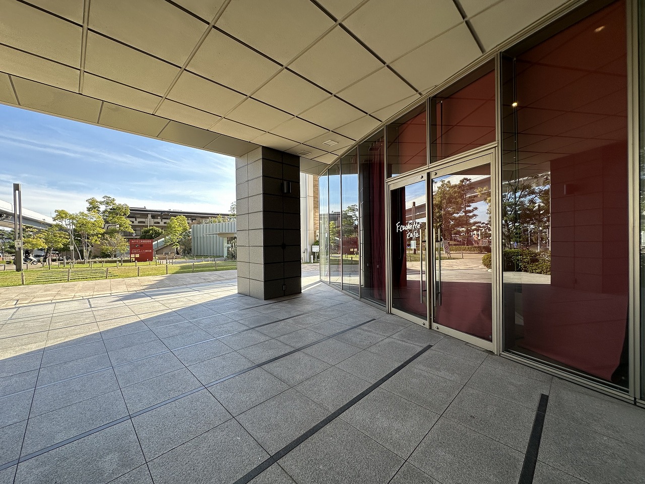 【神戸市東灘区】東灘図書館のお隣『F.cachette cafe(エフ.カシェットカフェ)』さんがオープン準備中。