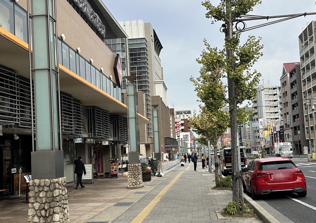 【神戸市灘区】ウェルブ六甲道５番街「鳴門鯛焼本舗 ウェルブ六甲道店」跡地で工事中。新しい飲食店が年内オープン予定のようです。