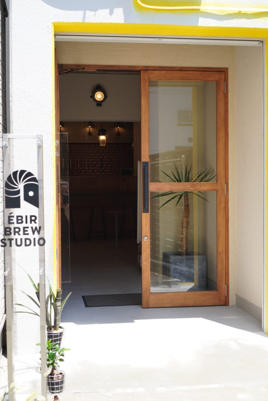 【神戸市東灘区】元旦から営業!クラフトビール醸造所「エビールブリュースタジオ」さん で“ふるまい鍋”と紅白ビールの飲み比べセットが楽しめる♪