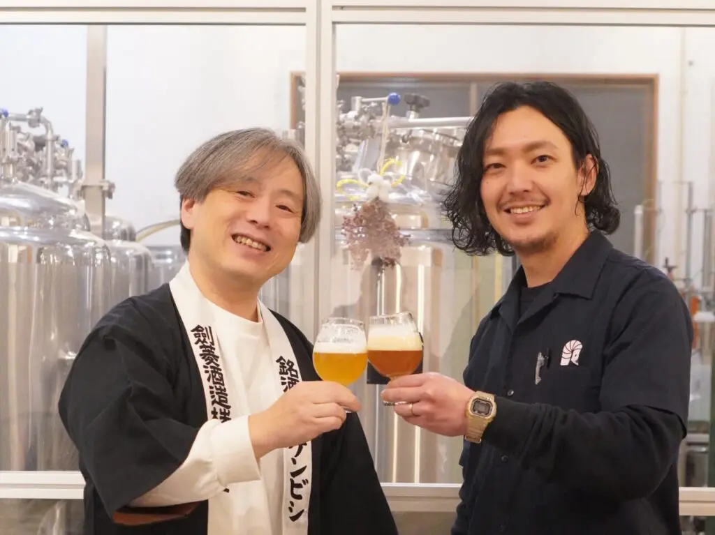【神戸市東灘区】元旦から営業！クラフトビール醸造所「エビールブリュースタジオ」さん で“ふるまい鍋”と紅白ビールの飲み比べセットが楽しめる♪