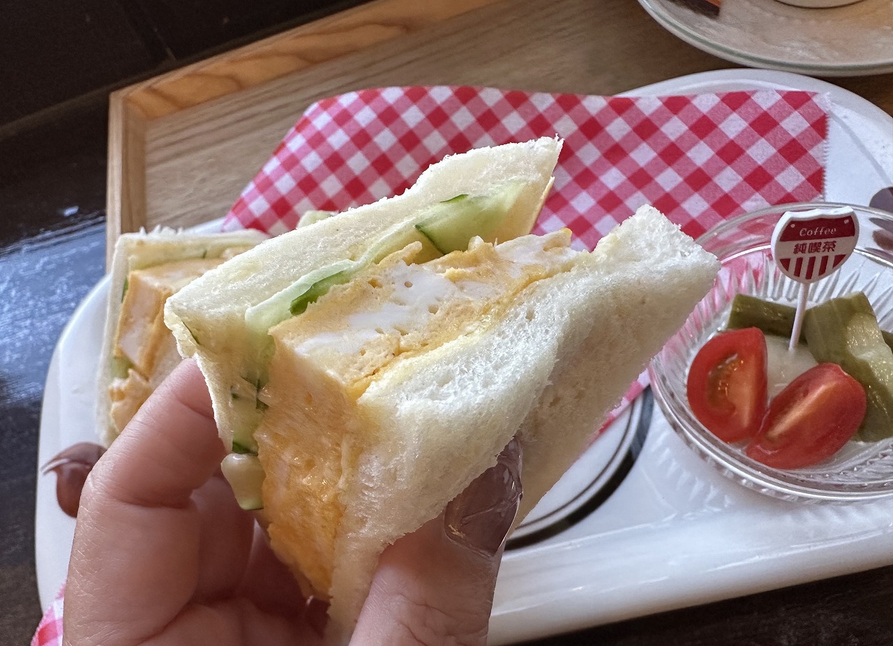 たまごサンド&ロイヤルミルクティー