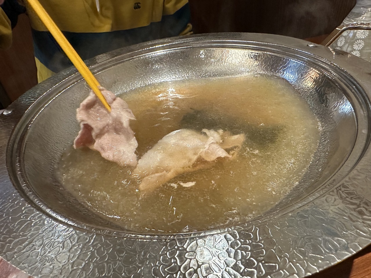 【神戸市東灘区】えっ…甘っ！！『結まーる』さんで超希少な純血アグー豚のしゃぶしゃぶを堪能♪ これって沖縄で食べるより安いのでは？！