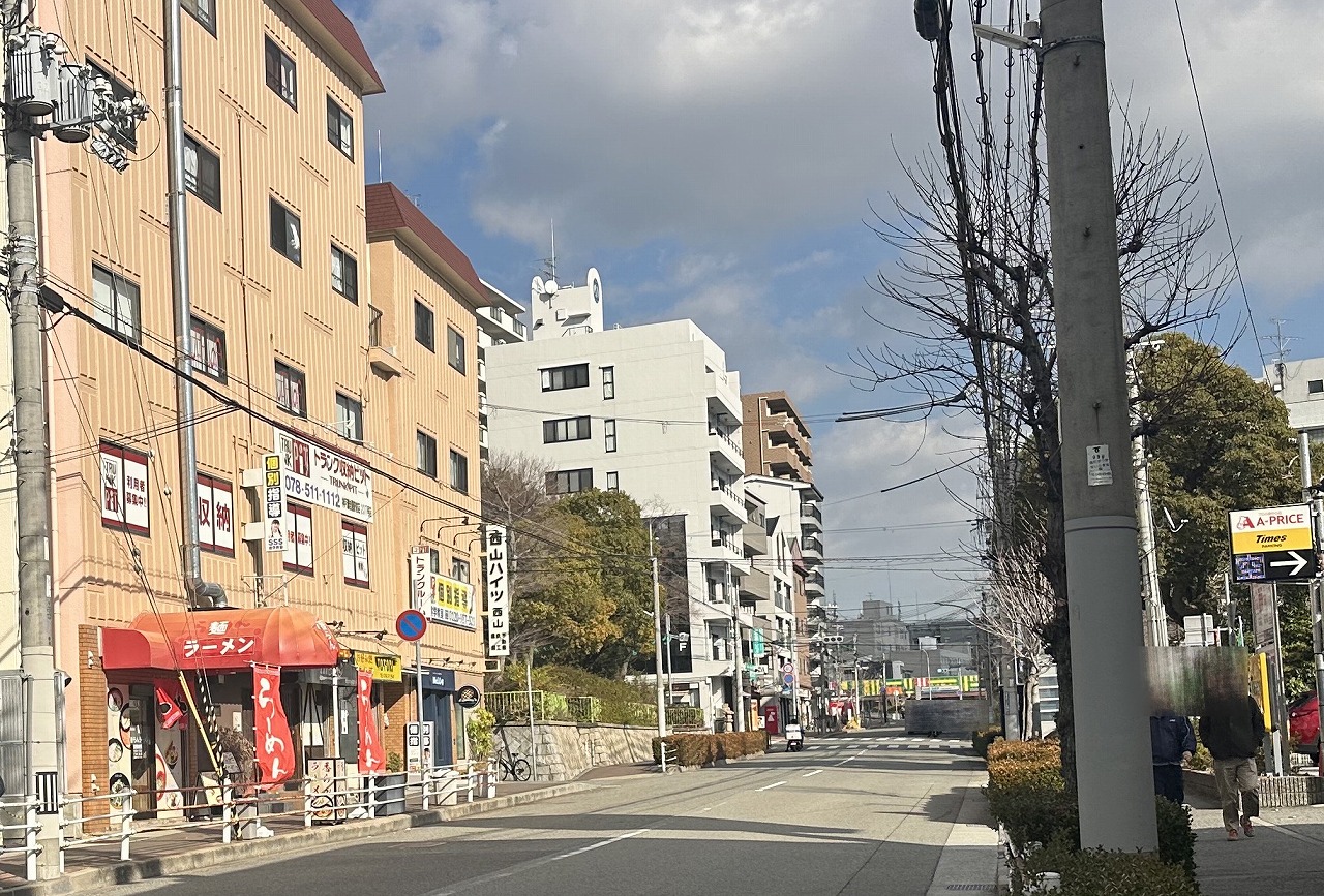 【神戸市】ベルギーワッフル専門店「MeLO」外観が完成! 看板も設置され1月13日(金)のオープンを待つばかり♪