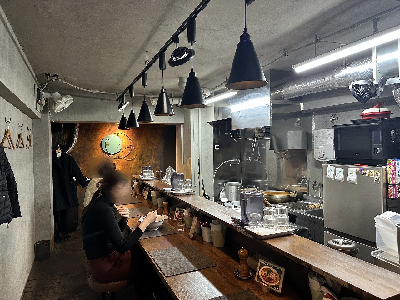 【神戸市東灘区】出汁が決め手の本格派ラーメン♪「中華そば 鈴鳴食堂 三番館」で女性にも大人気の味を堪能してきました(≧▽≦)