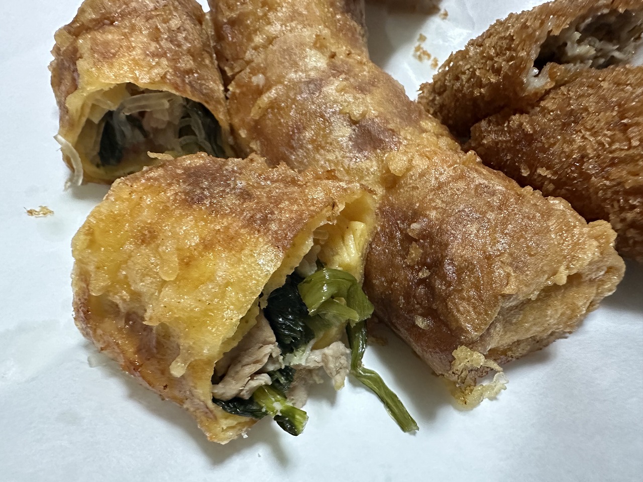 【神戸市東灘区】注文を受けてからパン粉付け！ 国道2号線沿い「梅乃精肉店」の“ミンチカツ”が肉の旨みギュ〜！！