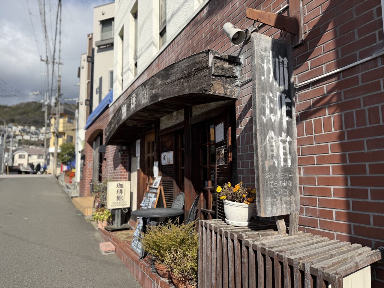 【神戸市東灘区】写真がグレードアップ♪ 坂アンバサダー"ひより”さんの撮影レクチャー in 岡本「珈琲館」の絶品チーズケーキ