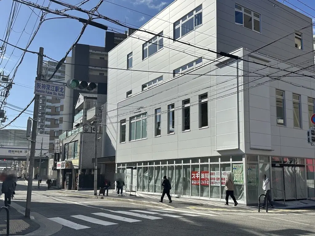 【神戸市東灘区】阪神深江駅北の医療ビルに動き！ 1階に「スギ薬局 新店OPEN予定」の掲示を発見♪