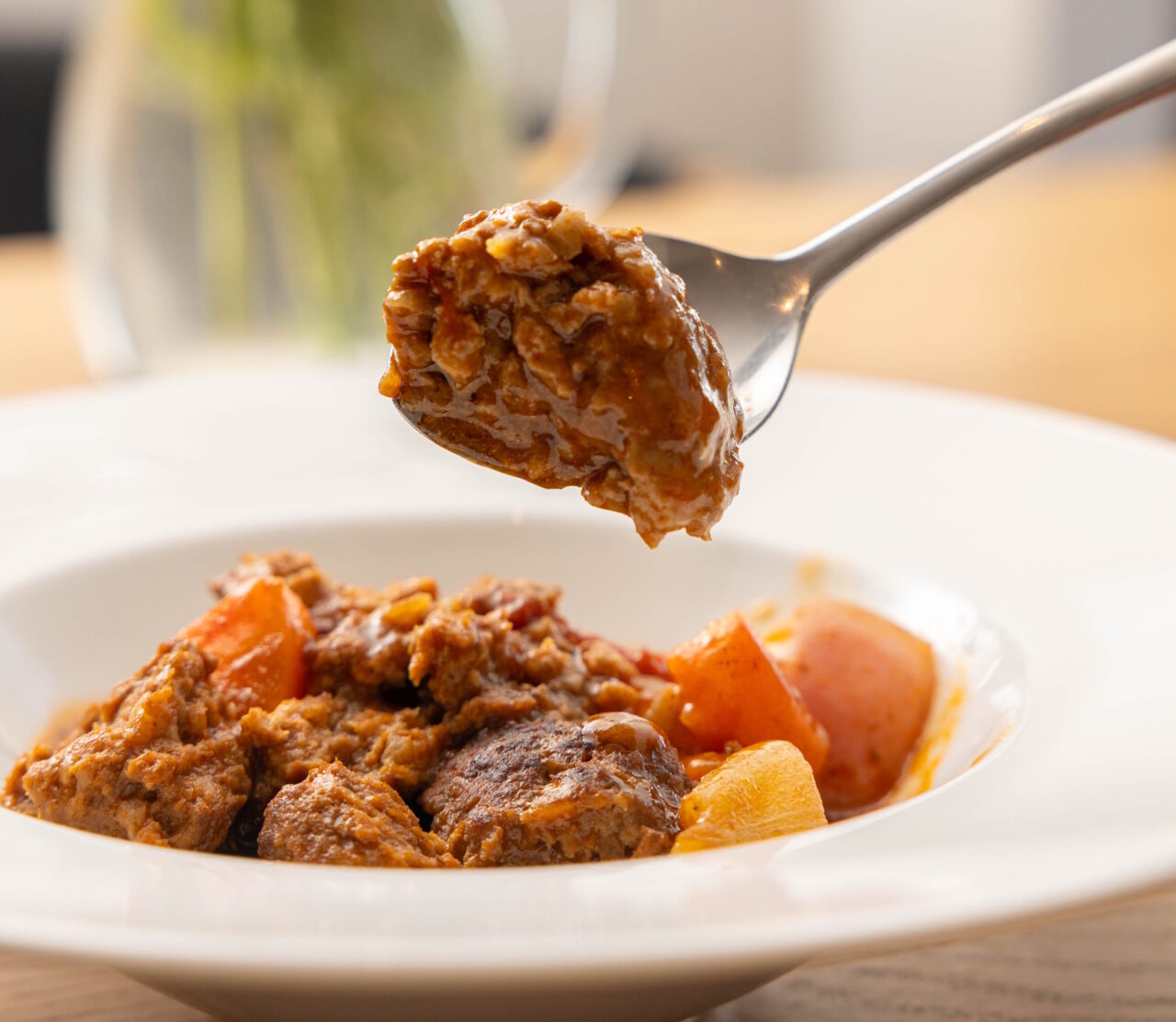 【神戸市東灘区】「一人前が多い…」 「味が濃すぎる…」そんな悩みを 解決してくれる外食ガイド 「ウサGO」が東灘区からスタート！