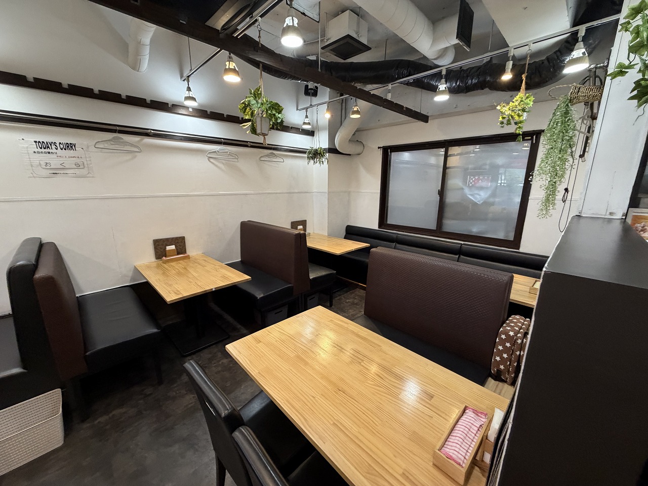 【神戸市東灘区】本格インドカレー店「Asian Kitchen PAR（パール）」岡本店 ナン食べ放題付きで、1,100円って安すぎる～♪
