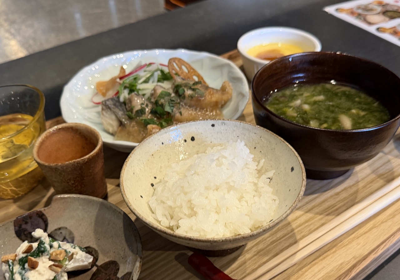 【神戸市東灘区】和心Sawayanagi内に「食堂 こころ」さんがオープン♪ 有機野菜×平飼い玉子の体にやさしいランチ定食が戴けます。