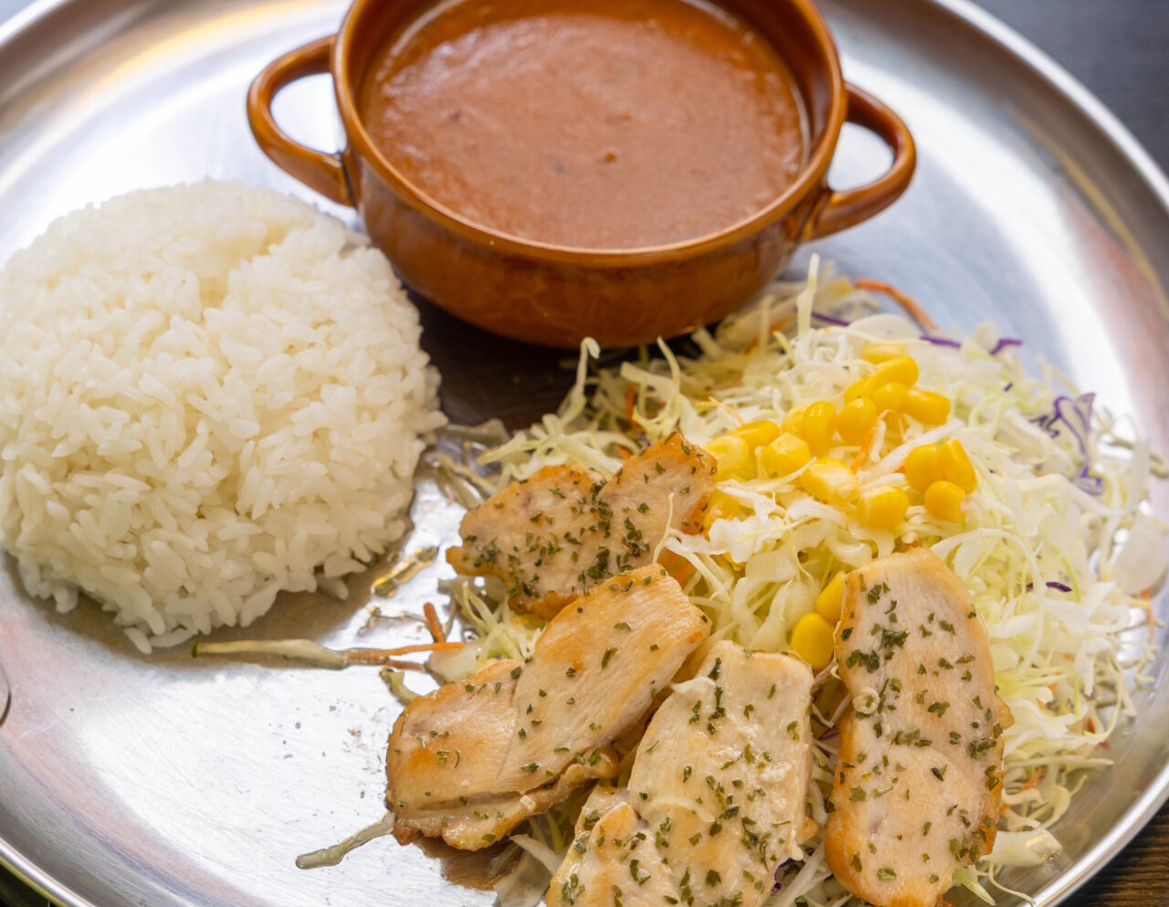 【神戸市東灘区】「一人前が多い…」 「味が濃すぎる…」そんな悩みを 解決してくれる外食ガイド 「ウサGO」が東灘区からスタート！