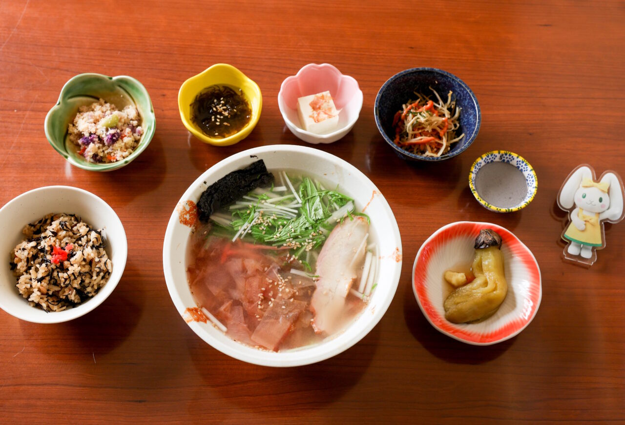 【神戸市東灘区】「一人前が多い…」 「味が濃すぎる…」そんな悩みを 解決してくれる外食ガイド 「ウサGO」が東灘区からスタート！