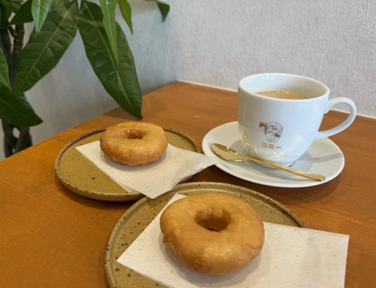 【神戸市灘区】水道筋にオープンした米粉ドーナツのグルテンフリーカフェ「コミー」へ。スタートしたイートインで食べてきました♪