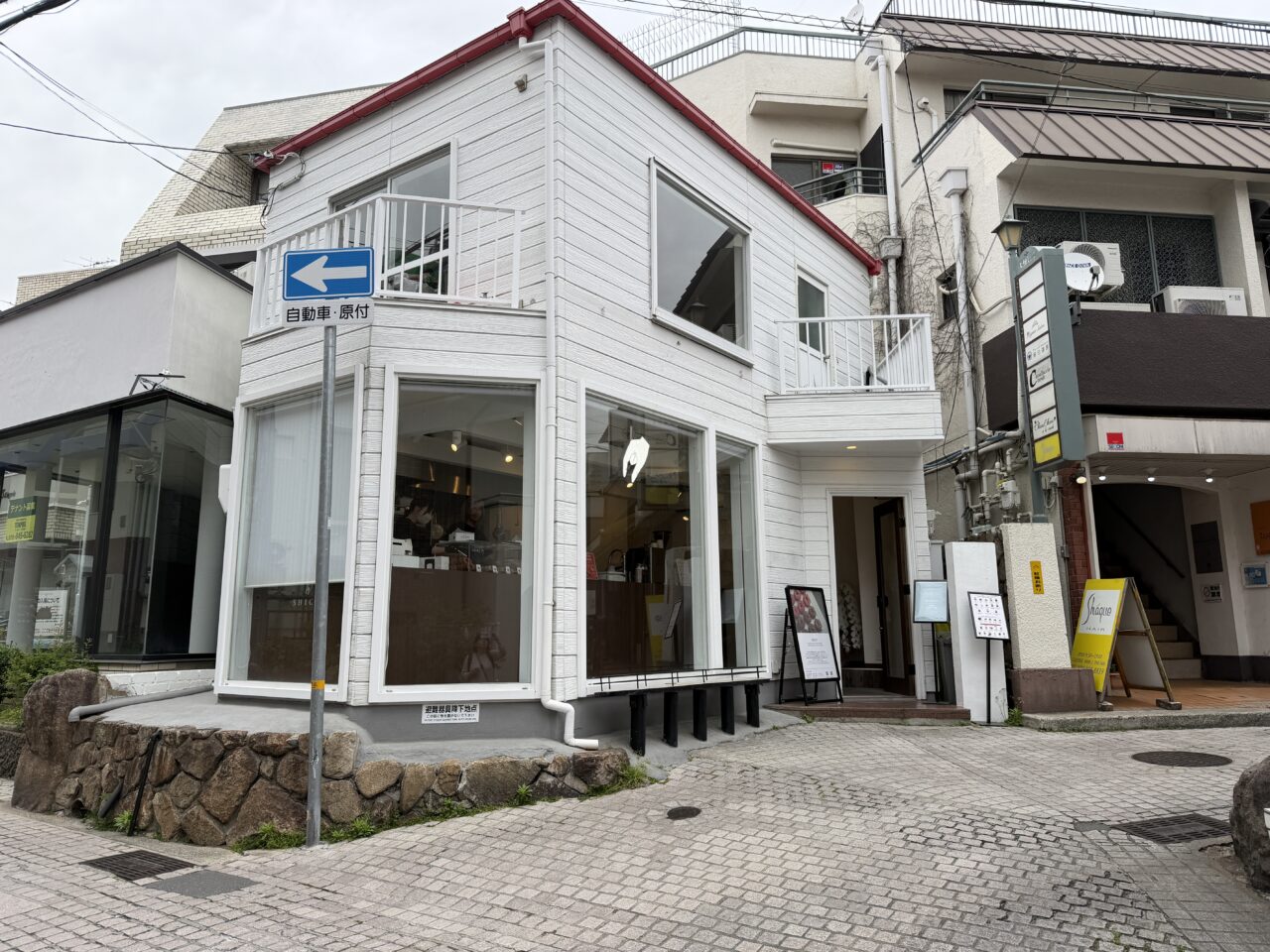 【神戸市東灘区】隠れ家カフェ感満載♪ 宝塚発の人気ドーナツ店「SHICT（シクト）岡本