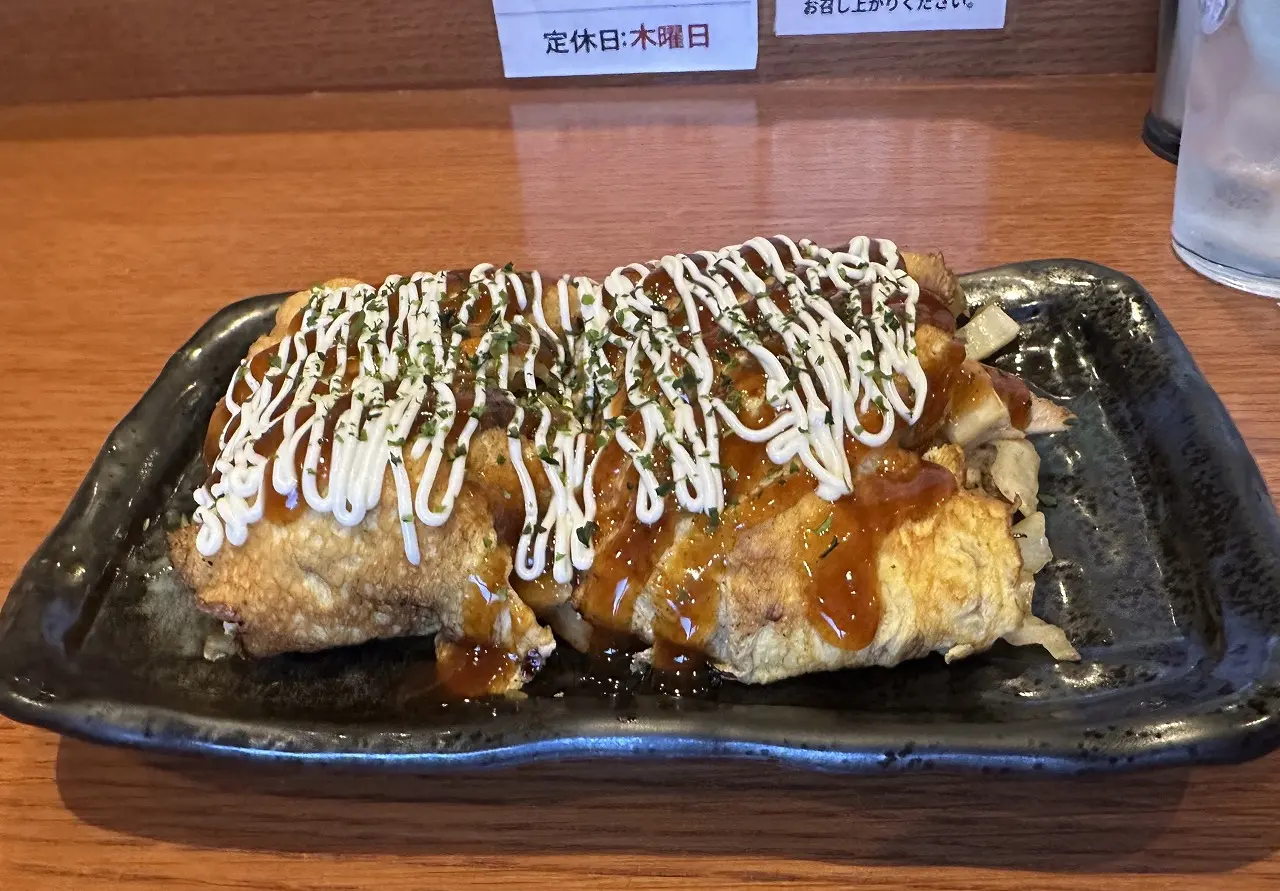 今回注文したのは、とん平焼き・ぼっかけ焼きそば・おでん。