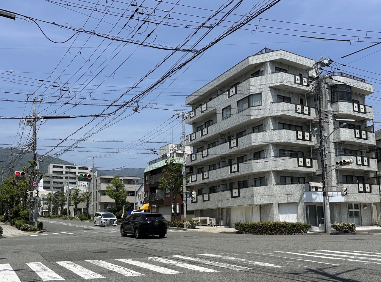 【神戸市灘区】神若線沿いの「ローソンストア100 灘区千旦通店」さんが4月30日で閉店。全国的にも減少方向のようです…。