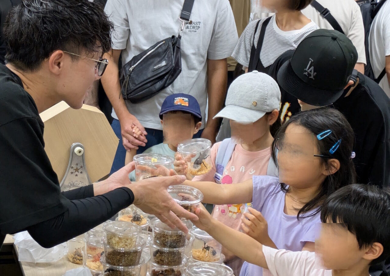 【神戸市】世界のカブトムシ・クワガタが神戸ハーバーランドに大集合！ 8月2日「バグズカンタービレ♪～昆虫の祭典～」開催