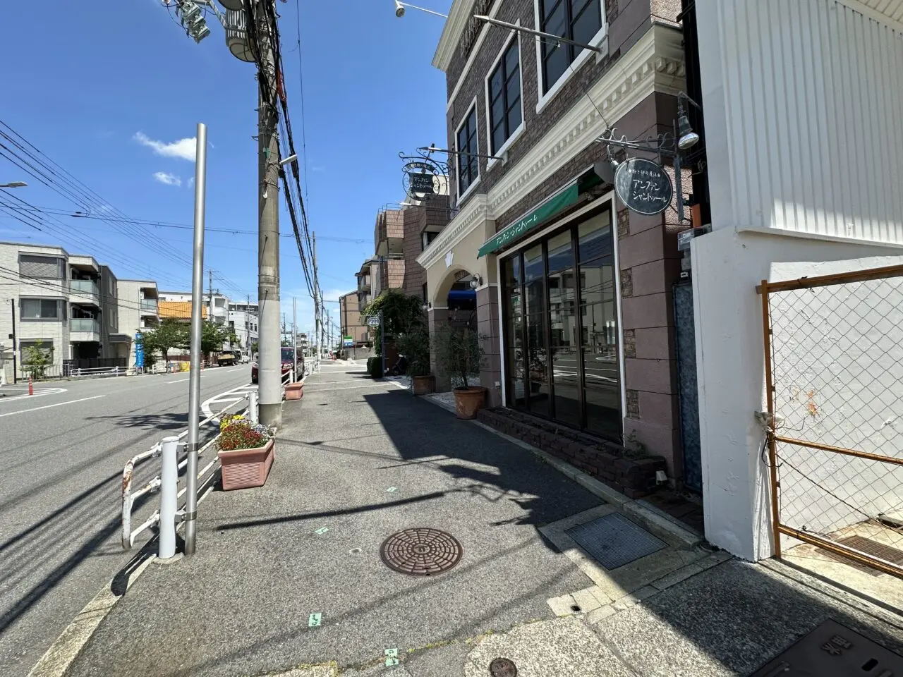 【神戸市灘区】62年間ありがとうございました。阪急六甲店・篠原本店「ポエム」さんのその後を見てきました。店頭には感謝の貼り紙が…。