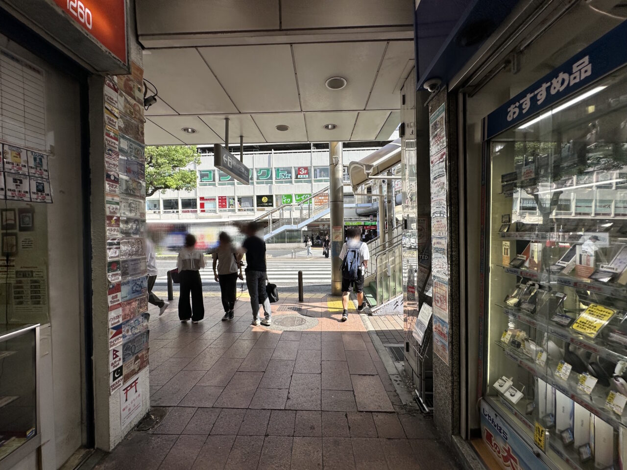 【神戸市】7月31日オープン! ピアザ神戸に顔認証で入場する無料喫煙所が誕生。加熱式・紙巻き・葉巻・パイプまで利用可能。Wi-Fi完備