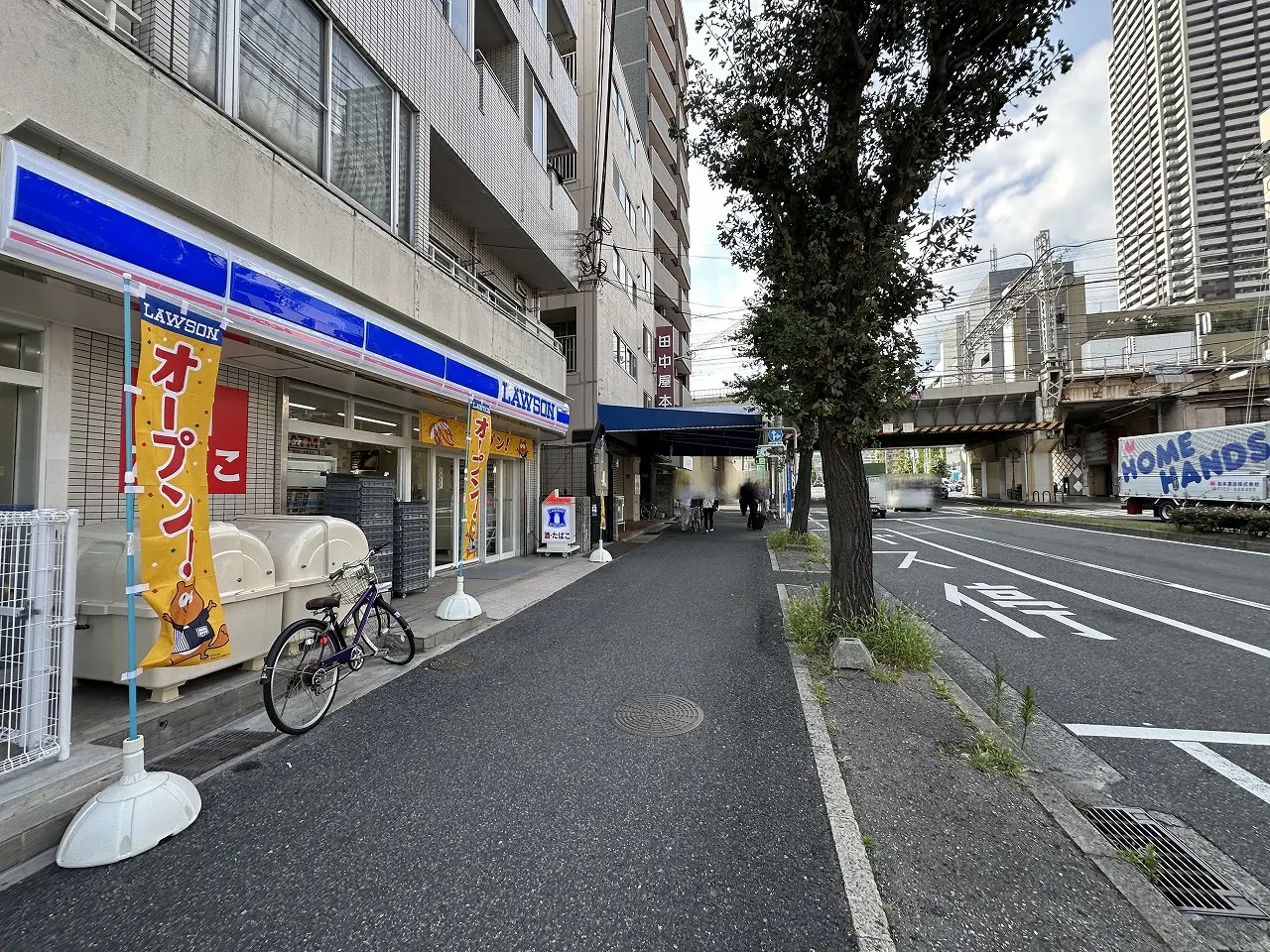 【神戸市東灘区】阪神御影駅前、“ローソン王国” 揺るぎなし。「ローソン 神戸御影本町六丁目店」さんが7月28日オープン!