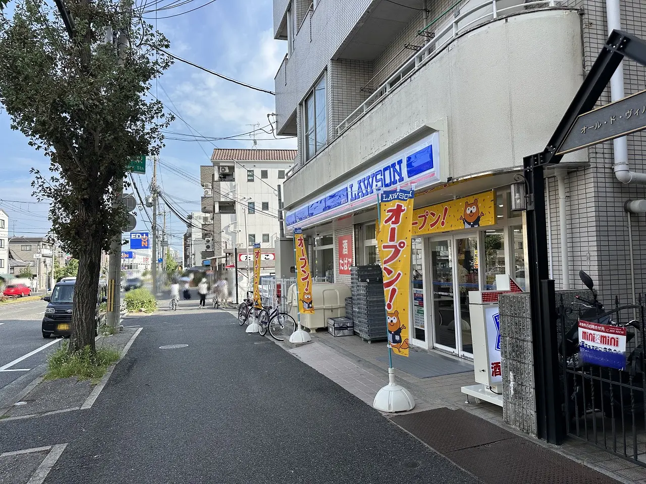 【神戸市東灘区】阪神御影駅前、“ローソン王国” 揺るぎなし。「ローソン 神戸御影本町六丁目店」さんが7月28日オープン!