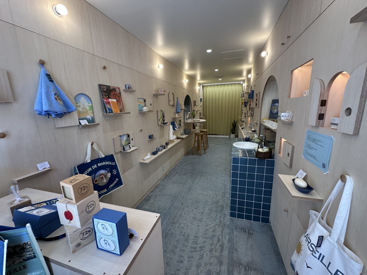 【神戸市東灘区】日本初の実店舗が摂津本山に！ 南フランス・マルセイユの石けん「LICORNE」さんへ。実際に使って選べます♪