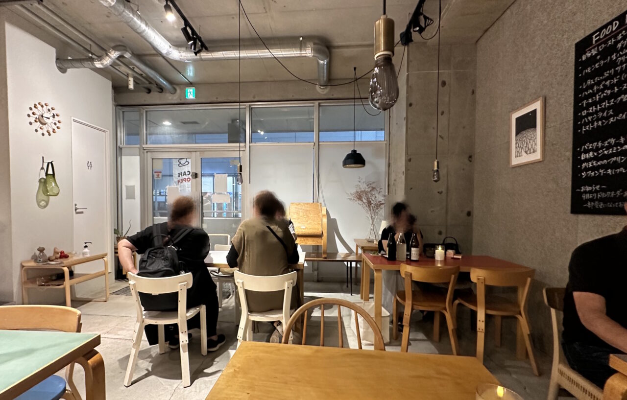 【神戸市東灘区】21時でも次々お客さん！ 阪神深江駅前に夜カフェ「ZOU＆Co.」さんが9月4日オープン♪