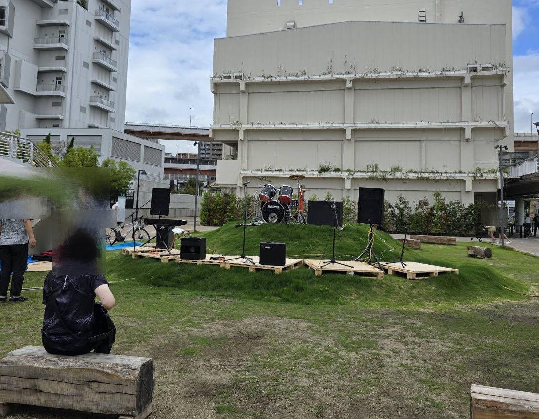 【神戸市】神戸ポートタワーの目の前なのに山頂ライブ!? 標高約1mの「KOBE KO-山」がステージに♪ 「音-time」入場無料のライブ＆フード11月1日開催！