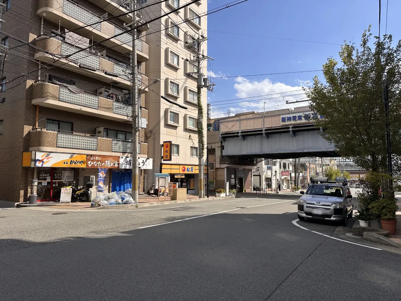 【神戸市灘区】阪神新在家駅すぐに「蛸しょう」の看板が登場!「ふくちぁん餃子」跡で、新しいお店の準備が進んでいます